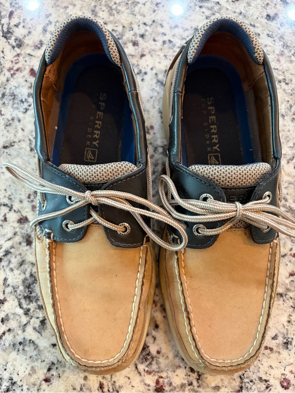 Sperry Men's Tan and Navy Leather Boat Shoes